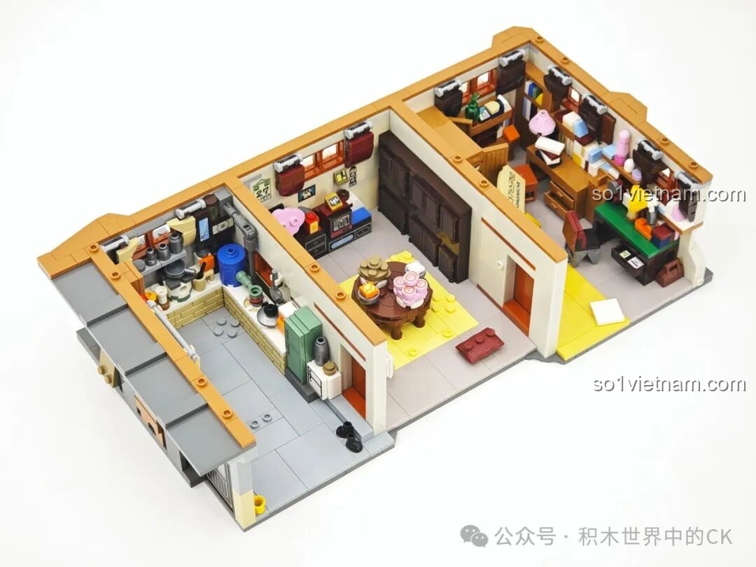 Mô hình nhà Deok-sun đã hoàn thiện phần nội thất bên trong, sẵn sàng để trưng bày hoặc chơi cùng các minifigures.