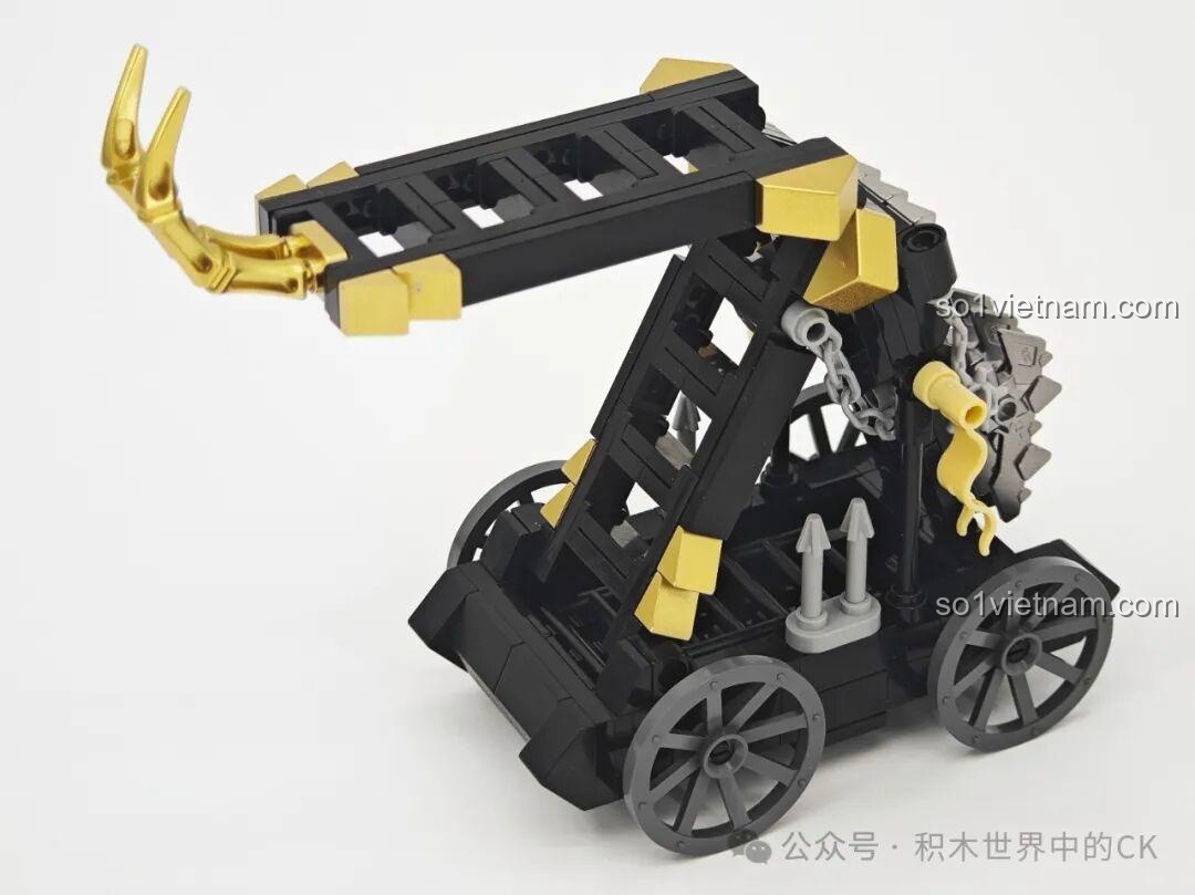 Mô hình Pháo Đài Ngô Decool 20612 từ bên cạnh