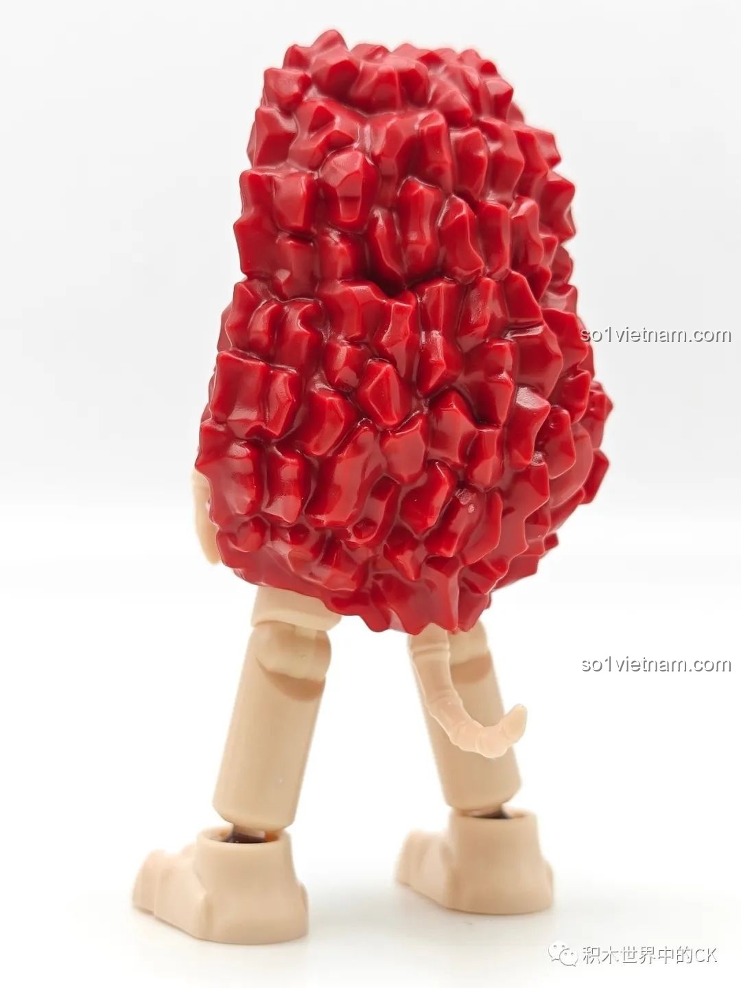 Mặt sau của mô hình Pigmon trong bộ sưu tập BLOKEES Ultraman GV-08, hiển thị các chi tiết.