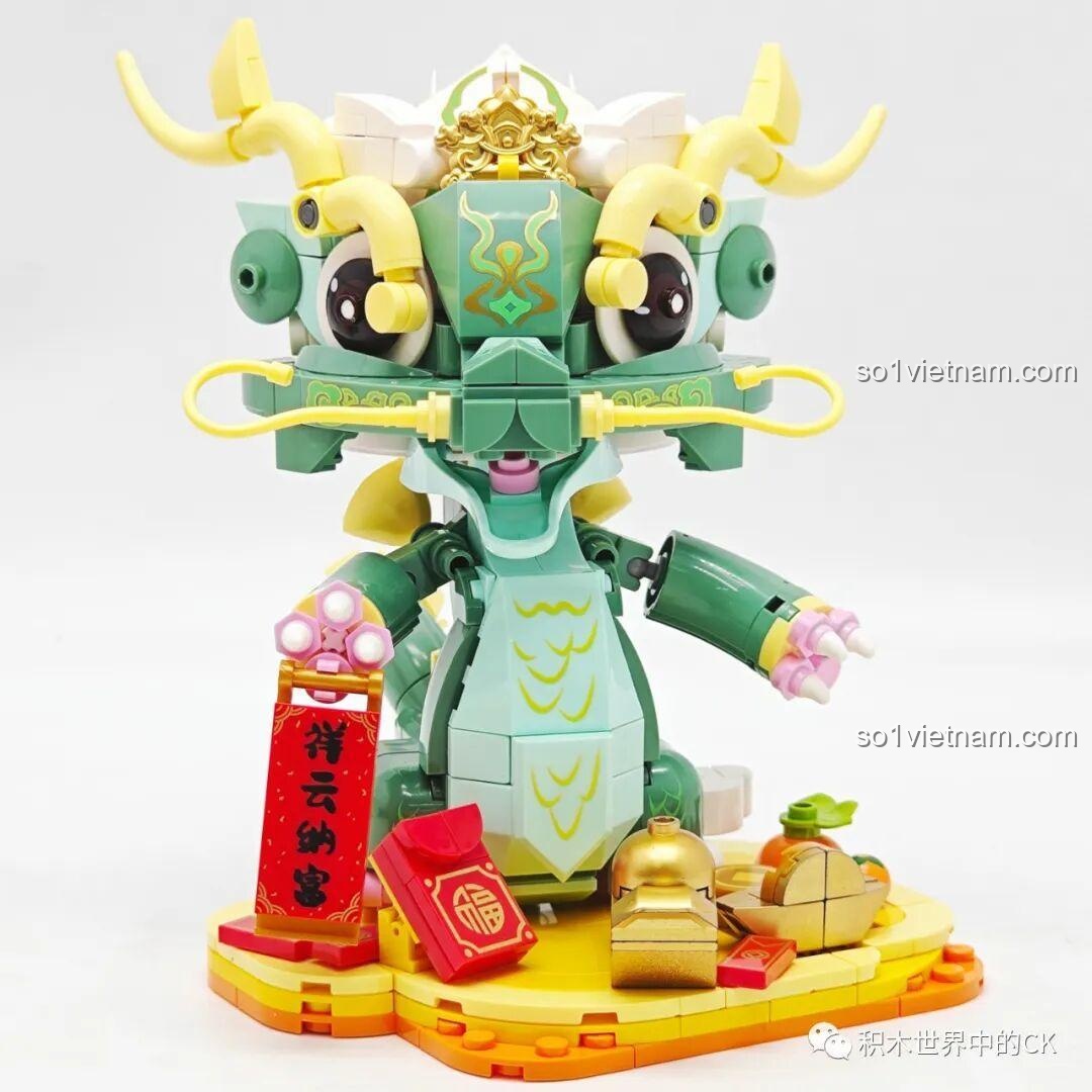 Góc nhìn trực diện của mô hình Rồng Xanh Tụ Bảo Keeppley K19910 với miệng đang mở.