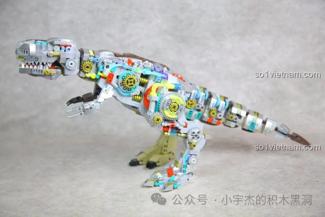 Mô hình T-Rex Bán Cơ Khí MJ 13050 sau khi đã được lắp ráp hoàn chỉnh tất cả các bộ phận.