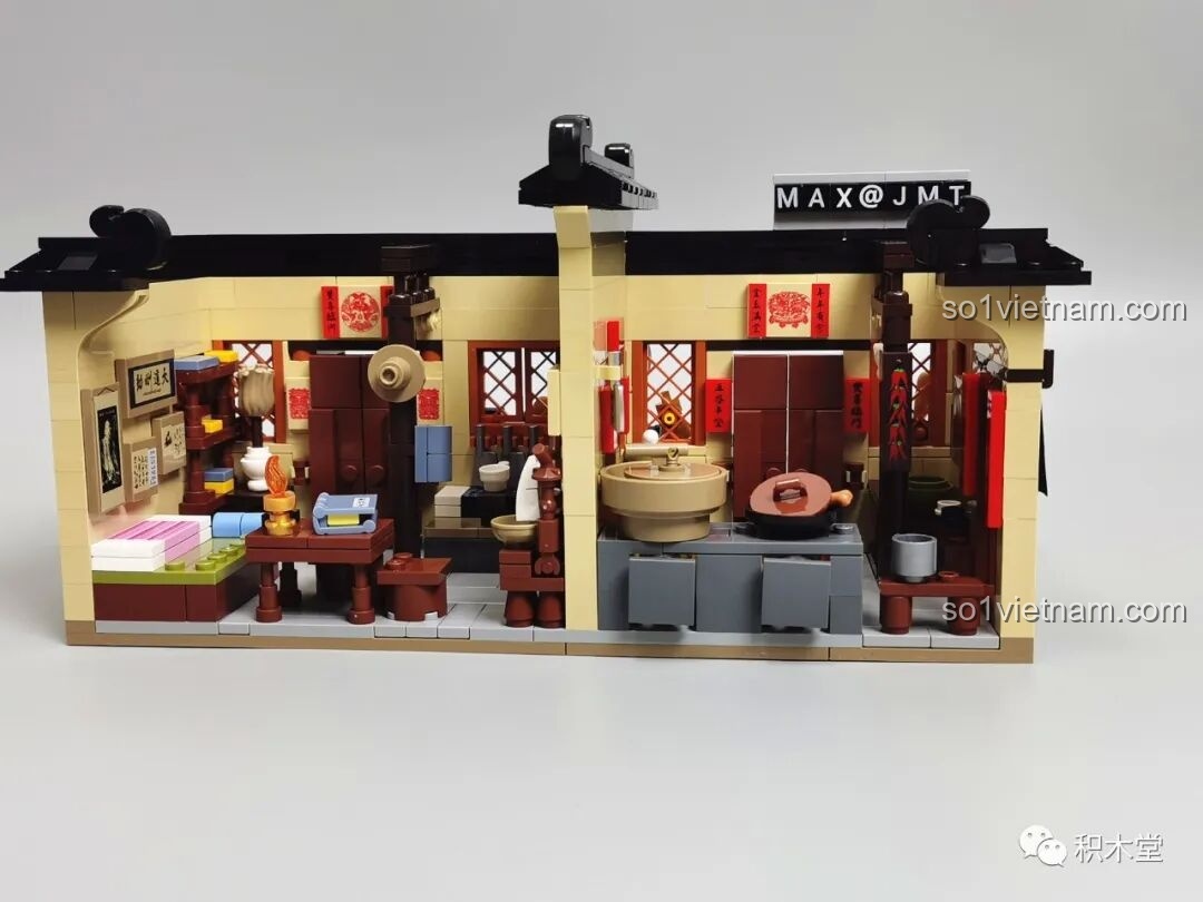 Nhìn từ phía sau của mô hình tầng trệt đã hoàn thiện, thấy rõ nội thất bên trong.