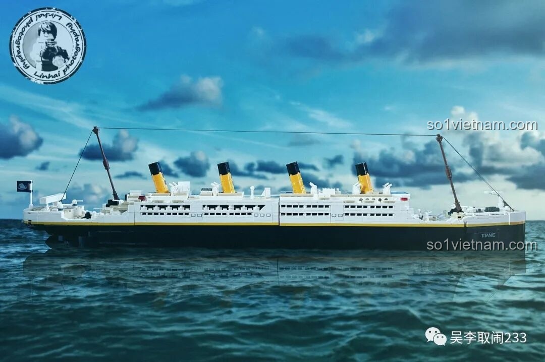 Mô hình tàu Titanic của Forange, một tác phẩm lắp ghép kinh điển khác, cho thấy khả năng tái hiện chi tiết ấn tượng của thương hiệu.