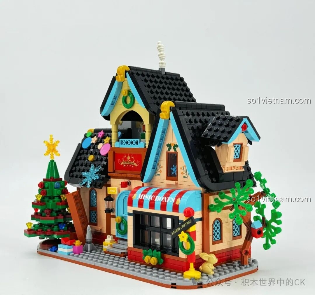 Góc nhìn nghiêng của mô hình ZHEGAO 613005, làm nổi bật thiết kế mái nhà và các tầng lớp kiến trúc.