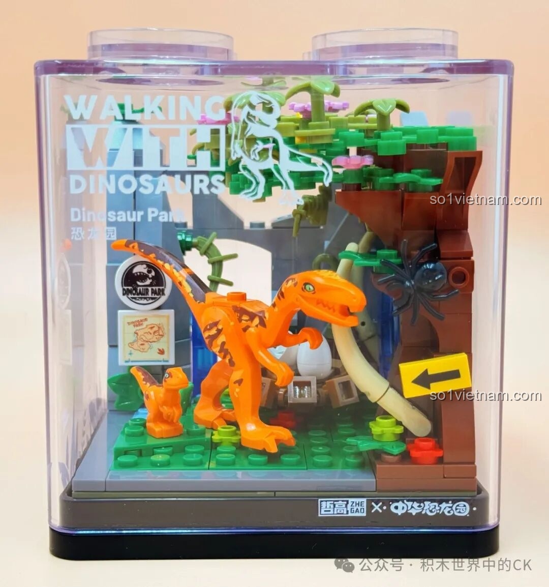 Mô hình ZHEGAO 971016 Công Viên Khủng Long hoàn thiện, cảnh mẹ con khủng long Velociraptor bên tổ trứng.