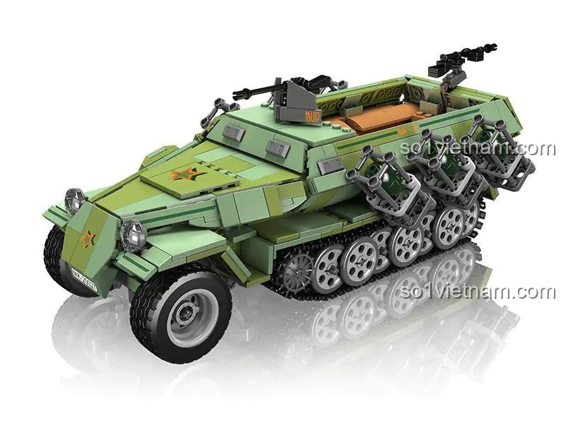 Mô hình đồ chơi lắp ráp Mould King 20027 Xe Bán Xích Bọc Thép, thiết kế chi tiết, bánh xích hoạt động, phù hợp bé trai yêu thích quân sự.