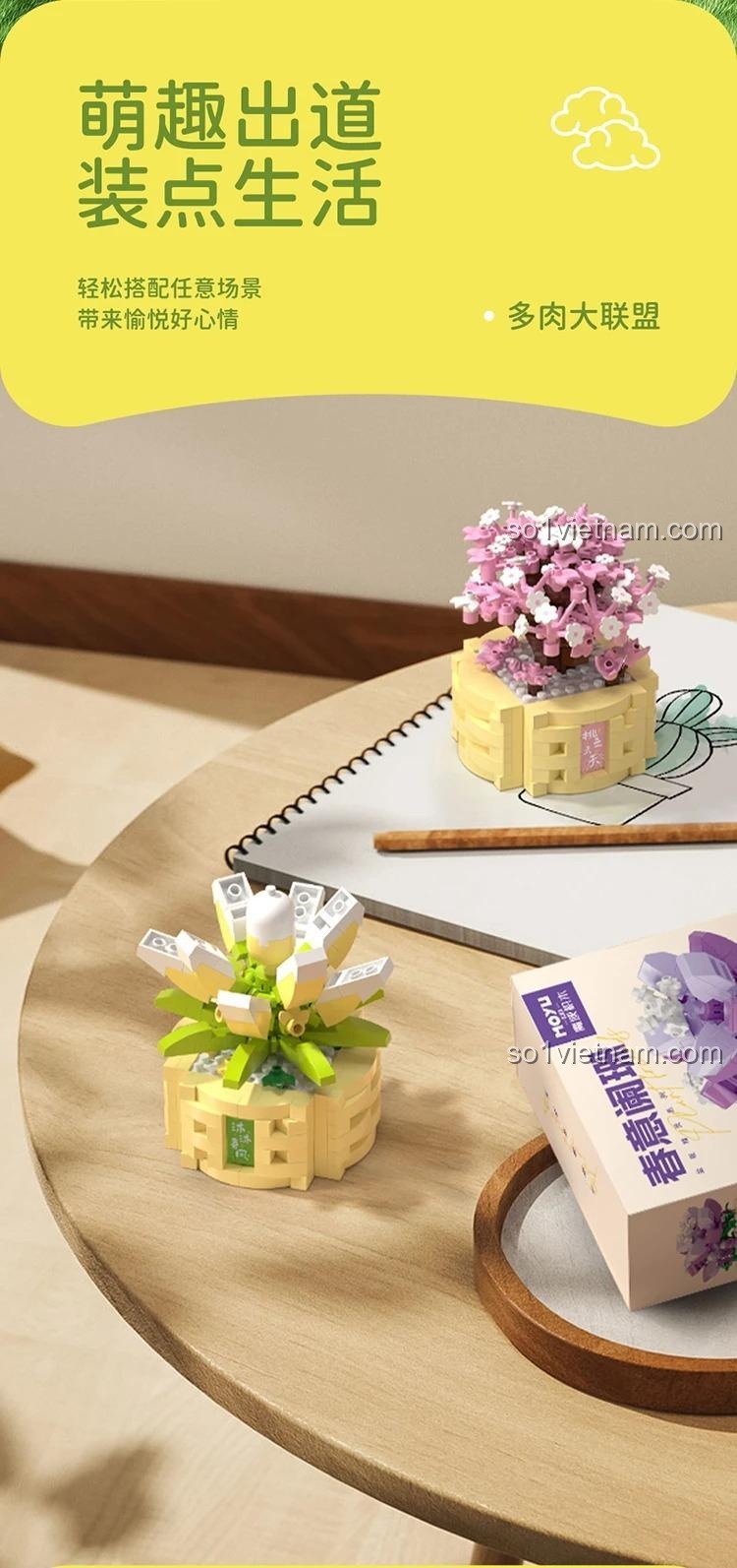 Mô hình cây cảnh MOYU BLOCK MY97140 đặt trên bàn, món đồ chơi trang trí tinh tế.