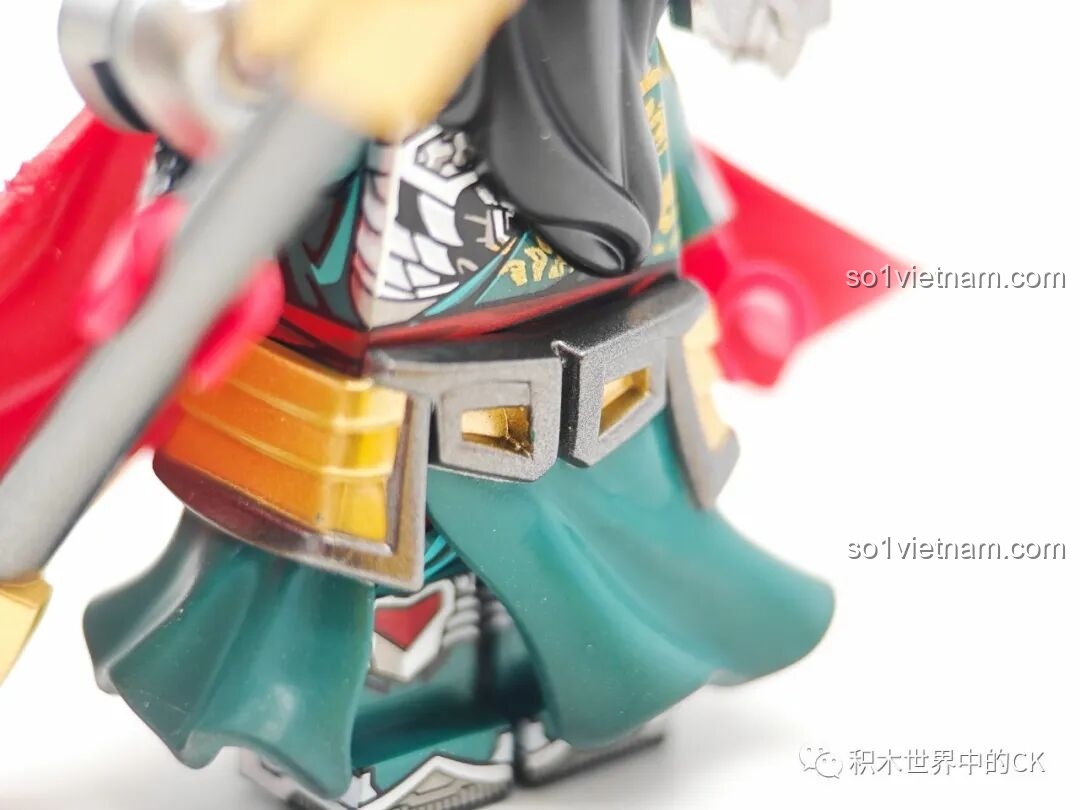 Năm minifigure Ngũ Hổ Tướng Kuzhao Studio đã lắp ráp hoàn chỉnh, nhìn từ một góc khác.