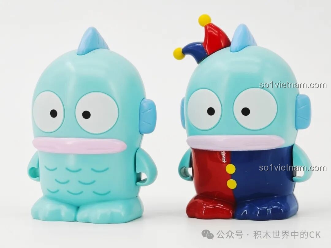 Hai nhân vật Hangyodon từ bộ lắp ghép Keeppley K20855 và K20854, với trang phục khác nhau.