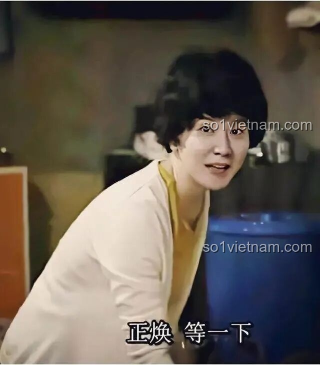 Hình ảnh nhân vật người mẹ Lee Il-hwa trong phim Lời Hồi Đáp 1988, luôn dịu dàng và hết lòng vì gia đình.