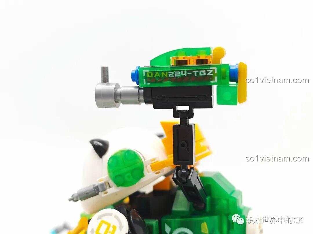 Sách hướng dẫn lắp ráp và thẻ sưu tầm của bộ ZHEGAO 662012 Panda Mecha Lilia, đồ chơi lắp ráp robot gấu trúc.