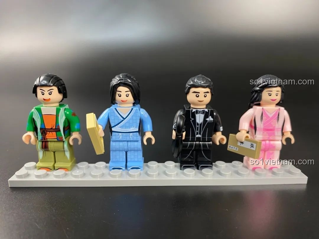 Cận cảnh 4 minifigures nữ trong bộ lắp ghép Mô hình phim Võ Lâm Ngoại Truyện cho con gái.