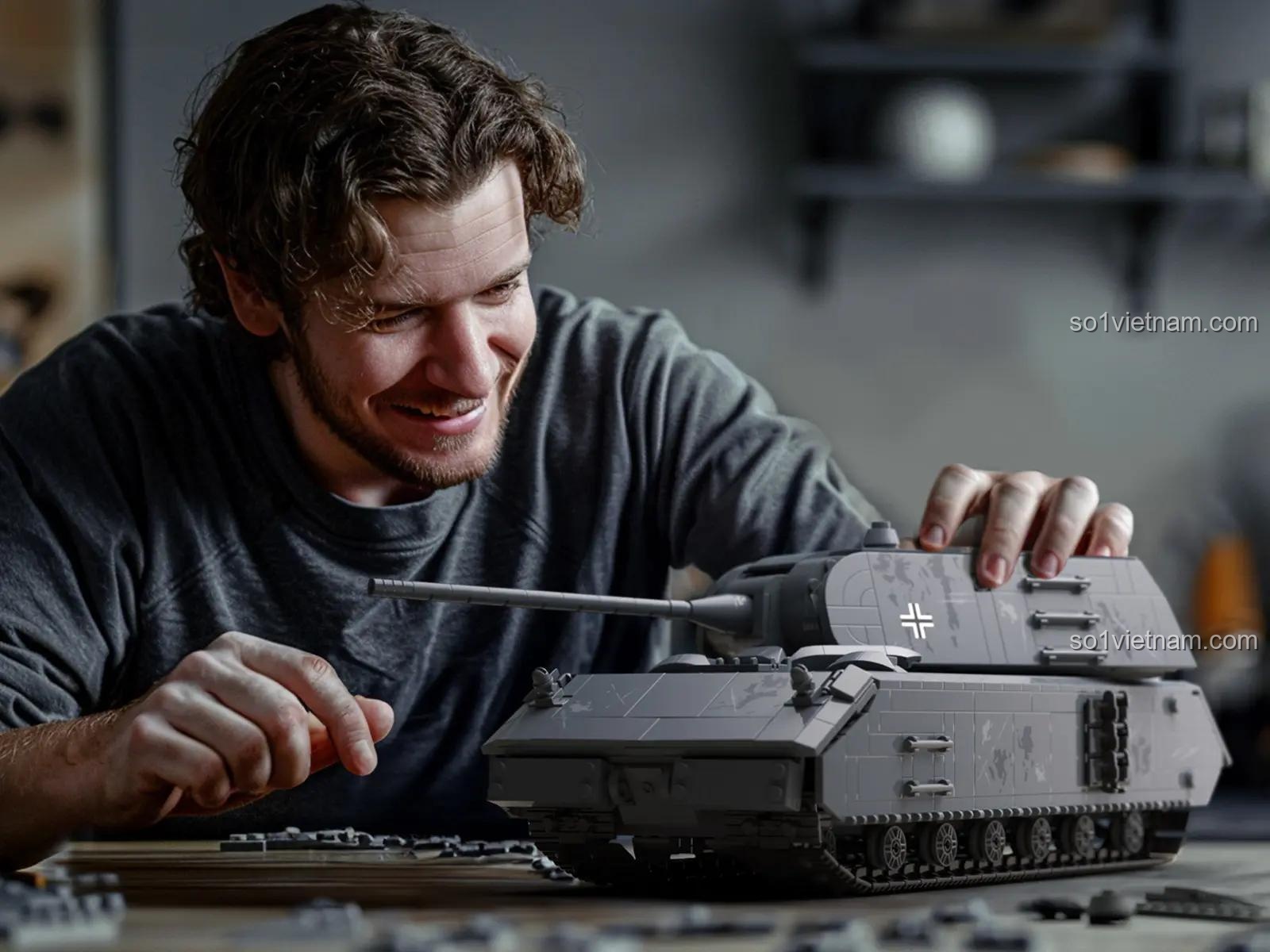 Các bộ phận có thể tháo rời của xe tăng Panzer VIII Maus Nifeliz NF10289