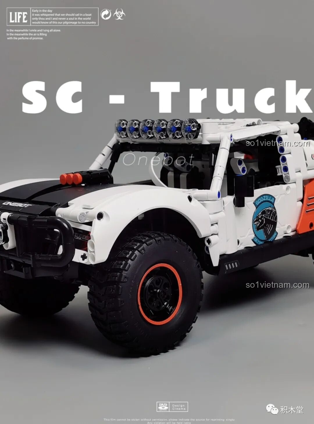 Hình ảnh cận cảnh phần đầu của ONEBOT GPT09AIQI Xe Tải Điều Khiển Từ Xa, với dàn đèn LED trên nóc và cản trước chắc chắn.