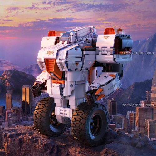 Mô hình Robot Lắp Ráp Thông Minh ONEBOT OBJQR72AIQI đứng trên vách đá nhìn xuống thành phố, thể hiện sự mạnh mẽ và công nghệ.