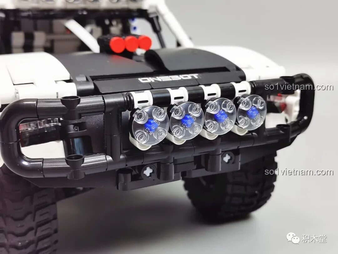 Màn hình điện thoại hiển thị chế độ N2O (tăng tốc) của ONEBOT OBLGPT09AIQI Xe Đua Off-road trong ứng dụng điều khiển.