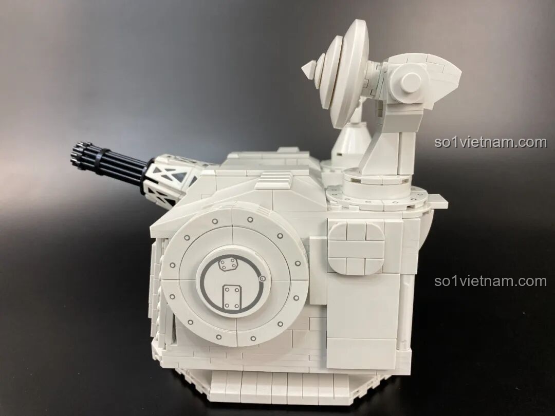 Mô hình Pháo Phòng Không Tầm Gần 1130 PanlosBrick 628012 với động cơ đã được lắp đặt hoàn chỉnh, sẵn sàng điều khiển.