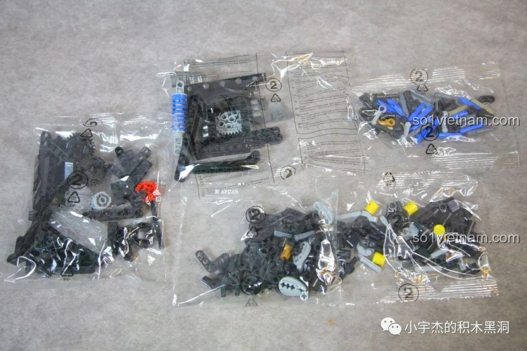 Túi linh kiện số 1 của bộ lắp ghép PanlosBrick 672106 Mô tô Tốc Độ Rapid, chứa các chi tiết ban đầu, đồ chơi mô hình chất lượng cao.