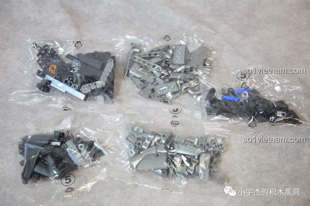 Cấu trúc bất đối xứng của bộ lắp ghép PanlosBrick 672106 Mô tô Tốc Độ Rapid, phần lõi phức tạp, đồ chơi mô hình kỹ thuật.