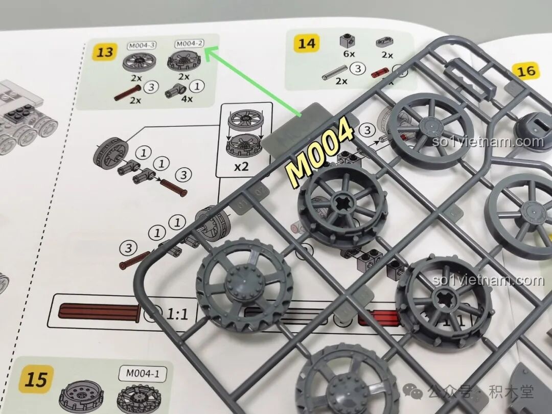 Chuẩn bị các mắt xích cho bộ phận bánh xích của xe tăng Panzer IV F2 12GO