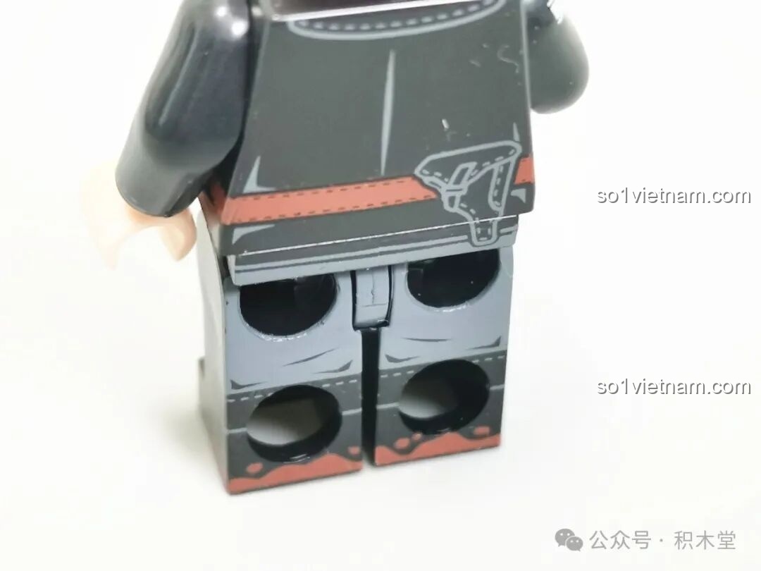 Biểu tượng chữ thập Đức được in trên thân xe tăng Panzer IV F2 12GO