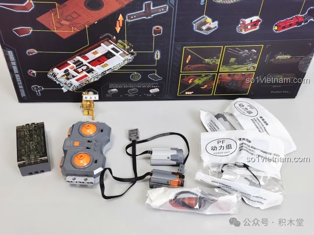 Các phụ kiện điều khiển từ xa và động cơ cho bộ lắp ghép Xe Tăng Maus 12GO 98002, cho phép nâng cấp tính năng động.