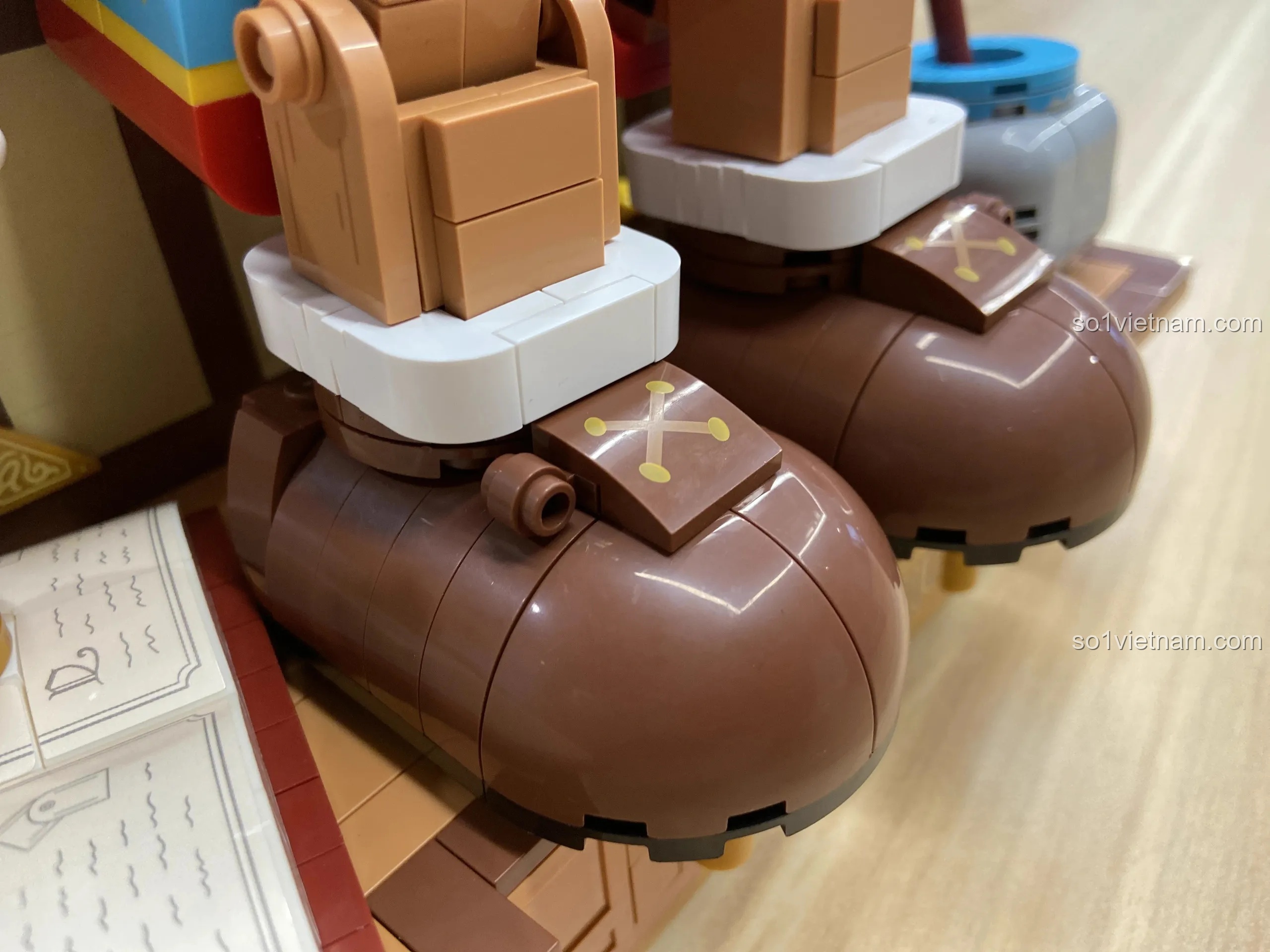 Pinocchio biến hình thành múa rối dây, một tính năng độc đáo của bộ lắp ghép Wekki 506186.