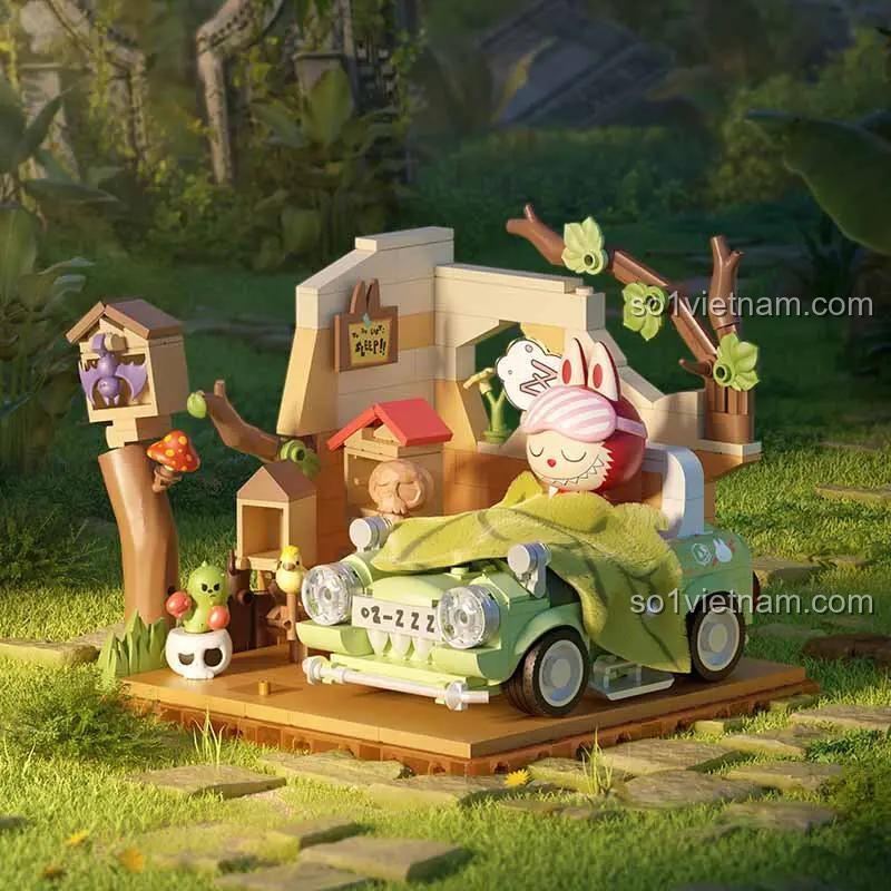 Đồ chơi mô hình POP MART P10006 Cảnh Labubu chợp mắt trong rừng, bộ xếp hình 452 mảnh giá tốt.