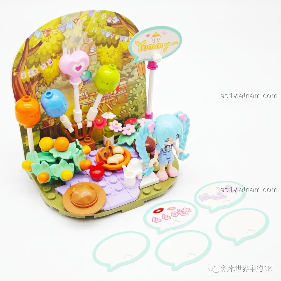 Bộ lắp ghép Hatsune Miku: Góc nhìn khác của mô hình Dã Ngoại Mùa Thu, chi tiết giỏ picnic và bóng bay.