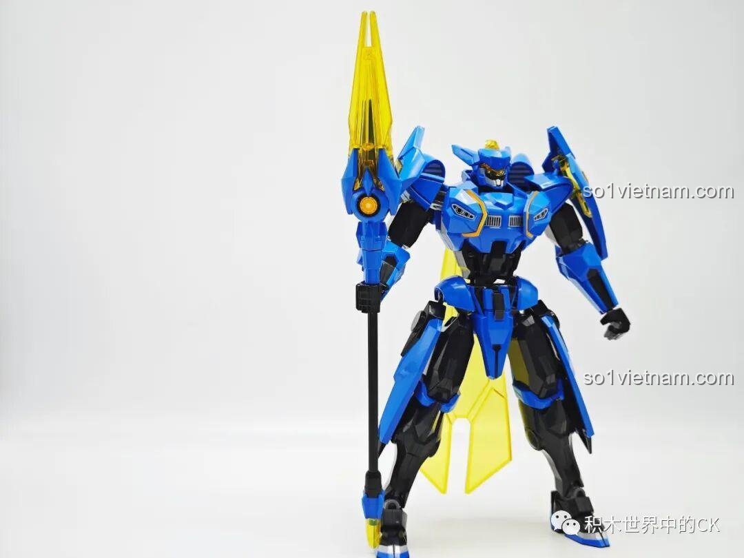 Tư thế đầy uy lực của bộ đồ chơi QMAN 78005, sẵn sàng cho mọi trận chiến trong thế giới Vương Giả Vinh Diệu.