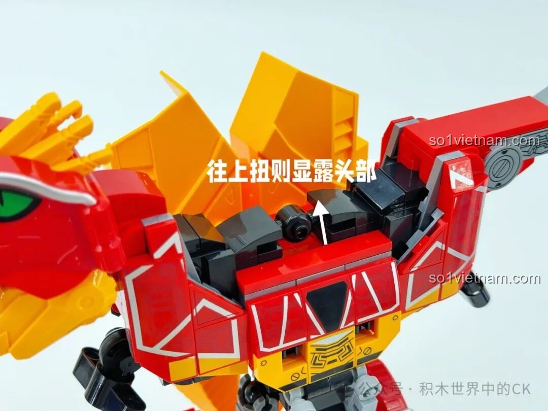 Keeppley 82001 Baoyao Long đã biến hình hoàn chỉnh thành phần thân robot, sẵn sàng cho trận chiến của Siêu Chiến Đội Thú Điện.