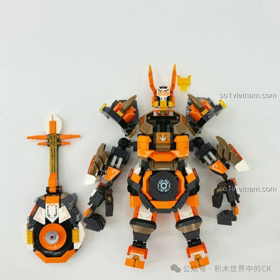 Các bộ phận của robot Ma Lễ Hải SEMBO 106006 sau khi lắp ráp xong, chuẩn bị ghép lại thành mô hình hoàn chỉnh.