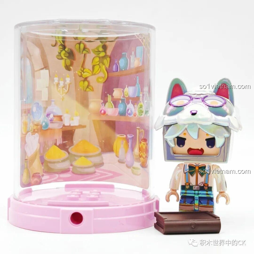 Nhân vật Mini World màu hồng với mũ nơ và hộp trưng bày 72036