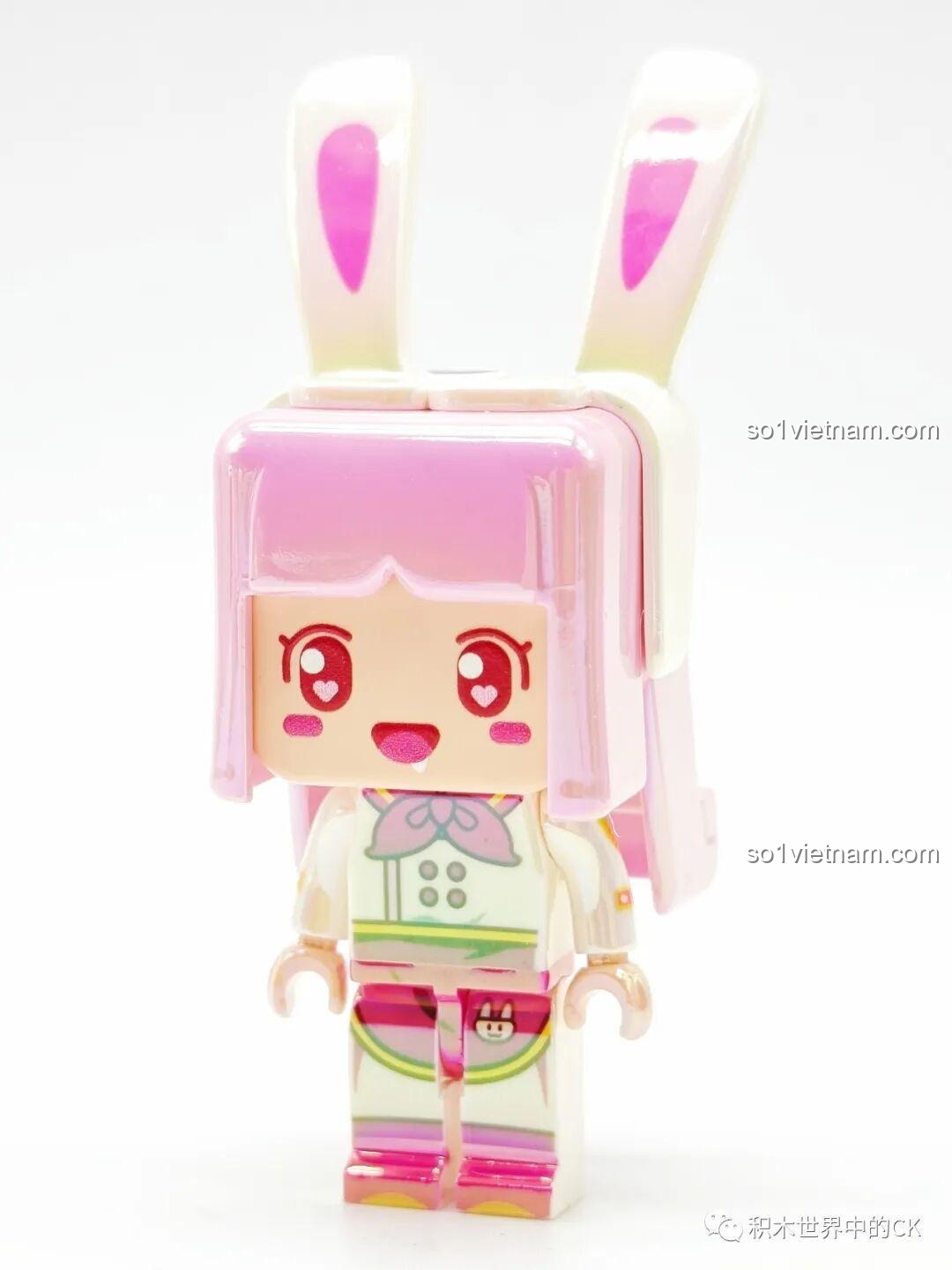 Nhân vật Mini World màu xanh dương với đầu thỏ và hộp trưng bày 72036