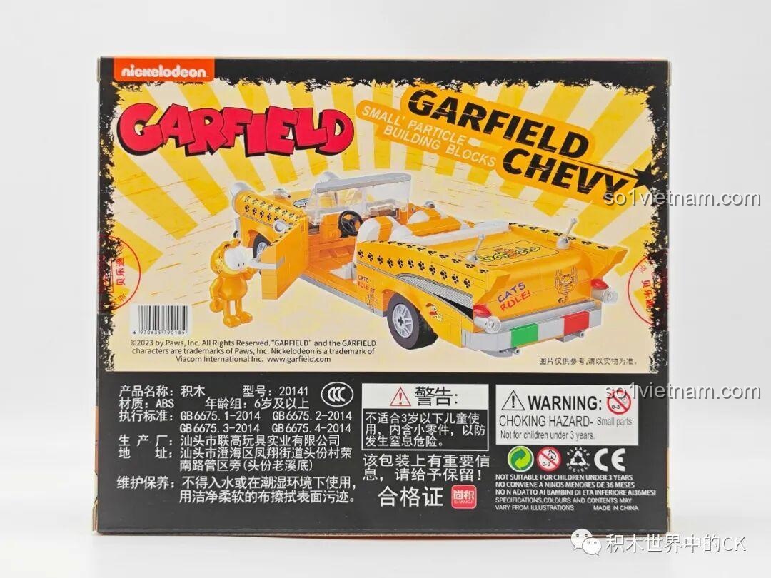 Mặt sau hộp đồ chơi xếp hình Xe hơi cổ điển của Garfield cho trẻ em 6+ với các thông tin chi tiết về sản phẩm.