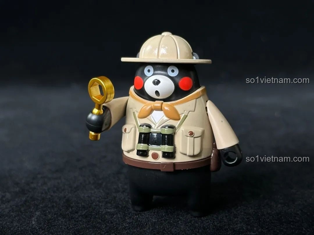 Mô hình inbrixx 880035 Văn phòng Thám tử Kumamon được tháo rời tầng trên, để lộ nội thất bên trong.