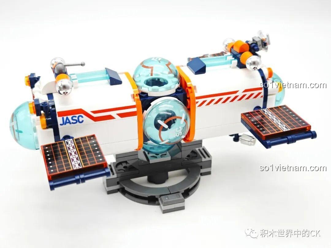 Sách hướng dẫn lắp ráp của mô hình JAKI JK8507 Tàu Con Thoi, với hình ảnh sản phẩm trên bìa.