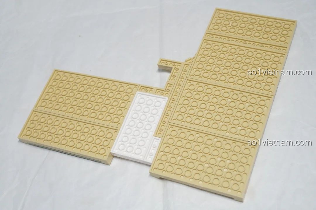 Cận cảnh cảnh trên của mô hình JIESTAR 89130 Tiệm Sách Ngược đã hoàn thiện