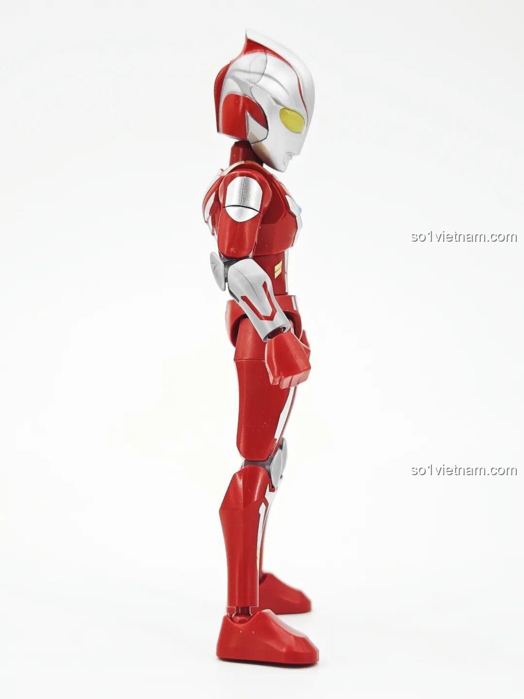 Etelgar từ bộ lắp ghép Ultraman ZERO Vô Hạn Bản: Đợt 2 Keeppley 75172 nhìn trực diện, thể hiện các chi tiết giáp và màu sắc.