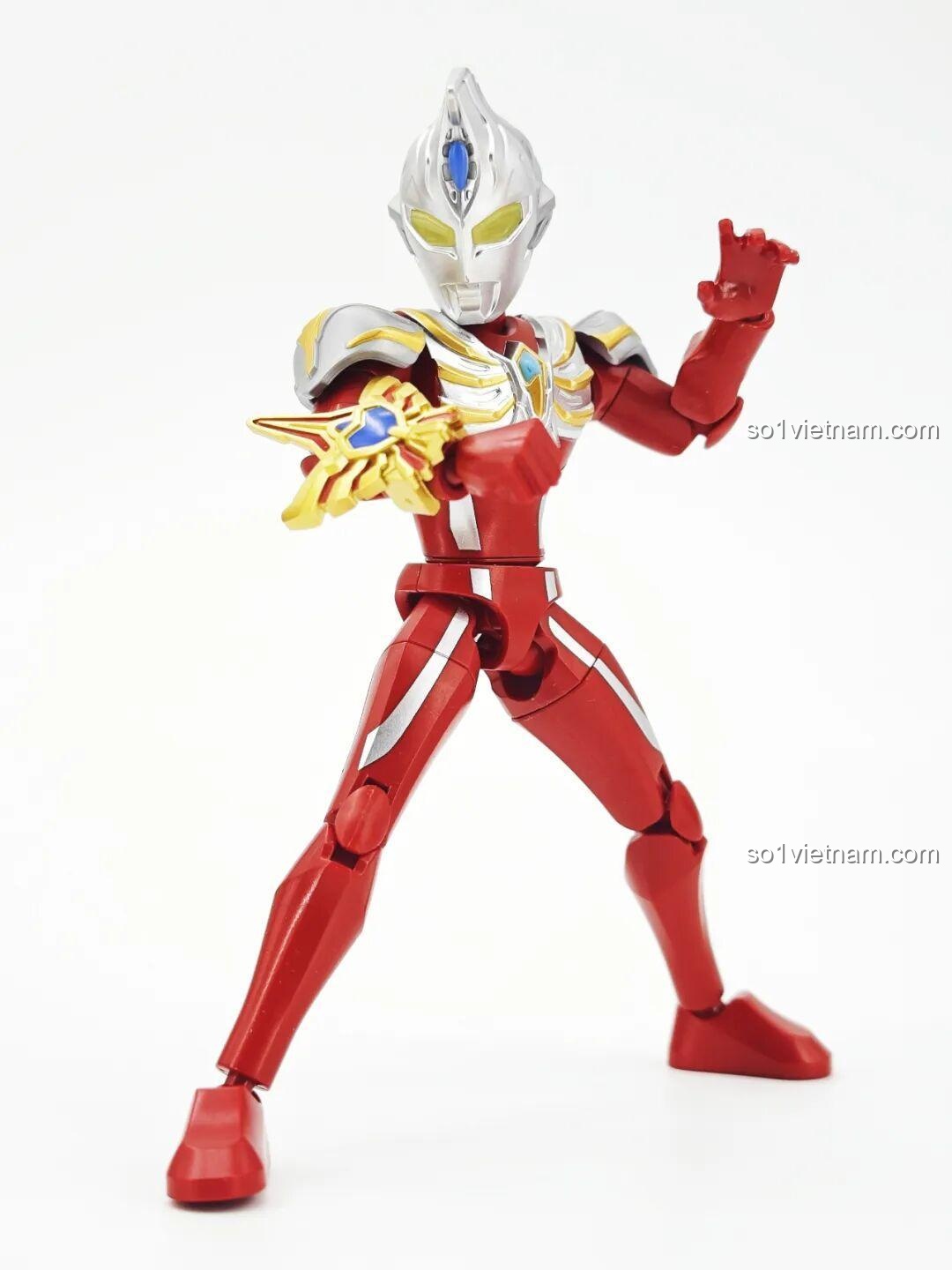 Max Ultraman từ bộ lắp ghép Ultraman ZERO Vô Hạn Bản: Đợt 2 Keeppley 75172 nhìn trực diện, thể hiện các chi tiết giáp và màu sắc.