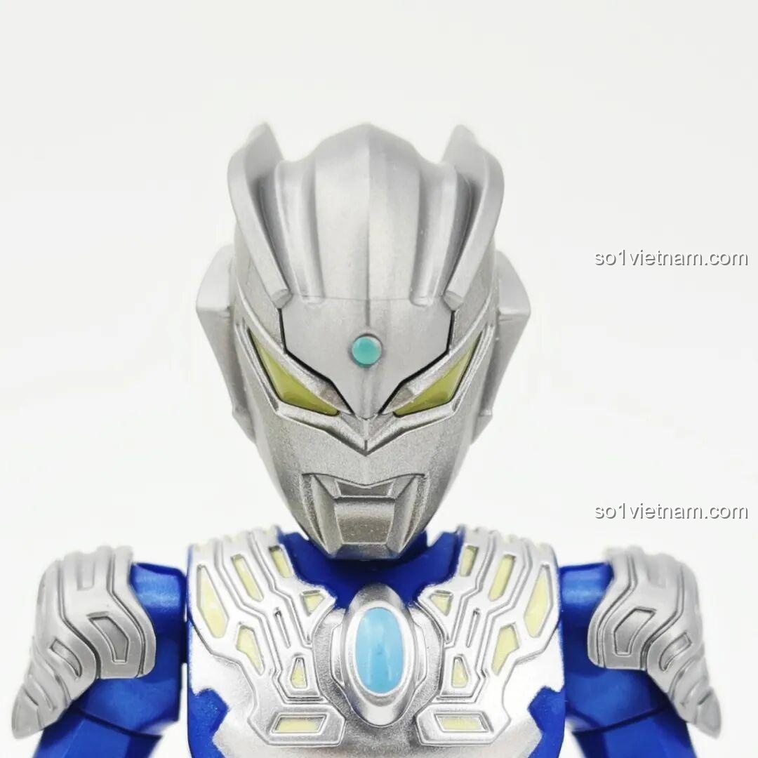 Mebius Ultraman từ bộ lắp ghép Ultraman ZERO Vô Hạn Bản: Đợt 2 Keeppley 75172 nhìn trực diện, thể hiện các chi tiết giáp và màu sắc.