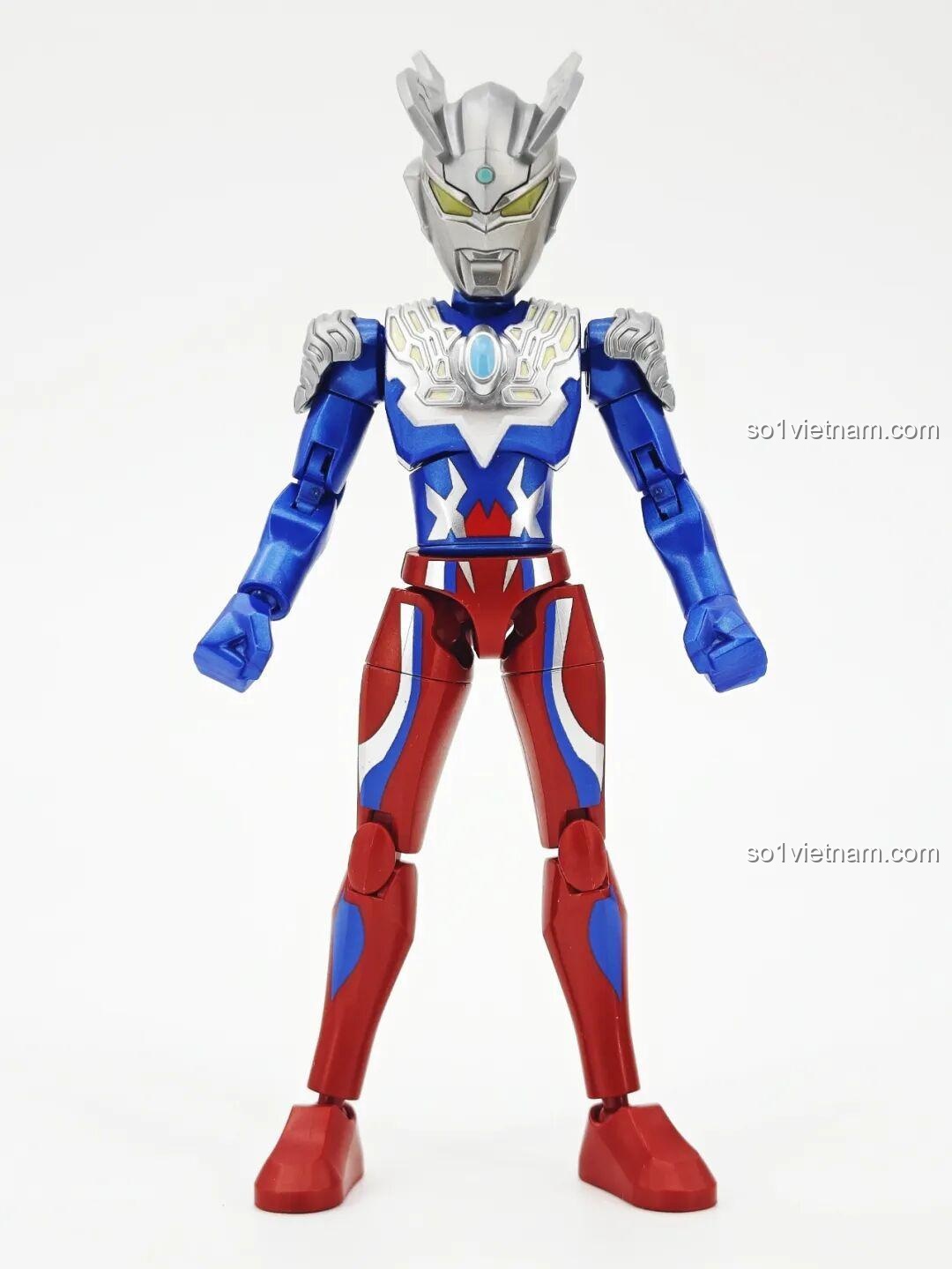 Cận cảnh khuôn mặt của Ultraman Zero trong bộ lắp ghép Ultraman ZERO Vô Hạn Bản: Đợt 2 Keeppley 75172, thể hiện chi tiết mắt và sừng đặc trưng.