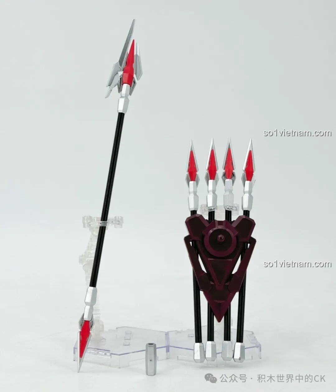 Phần thân dưới của mô hình Keeppley 78034 Robot Mã Siêu Người Sống Sót, thể hiện cấu trúc giáp và khớp nối chắc chắn, đảm bảo sự ổn định cho toàn bộ mô hình.