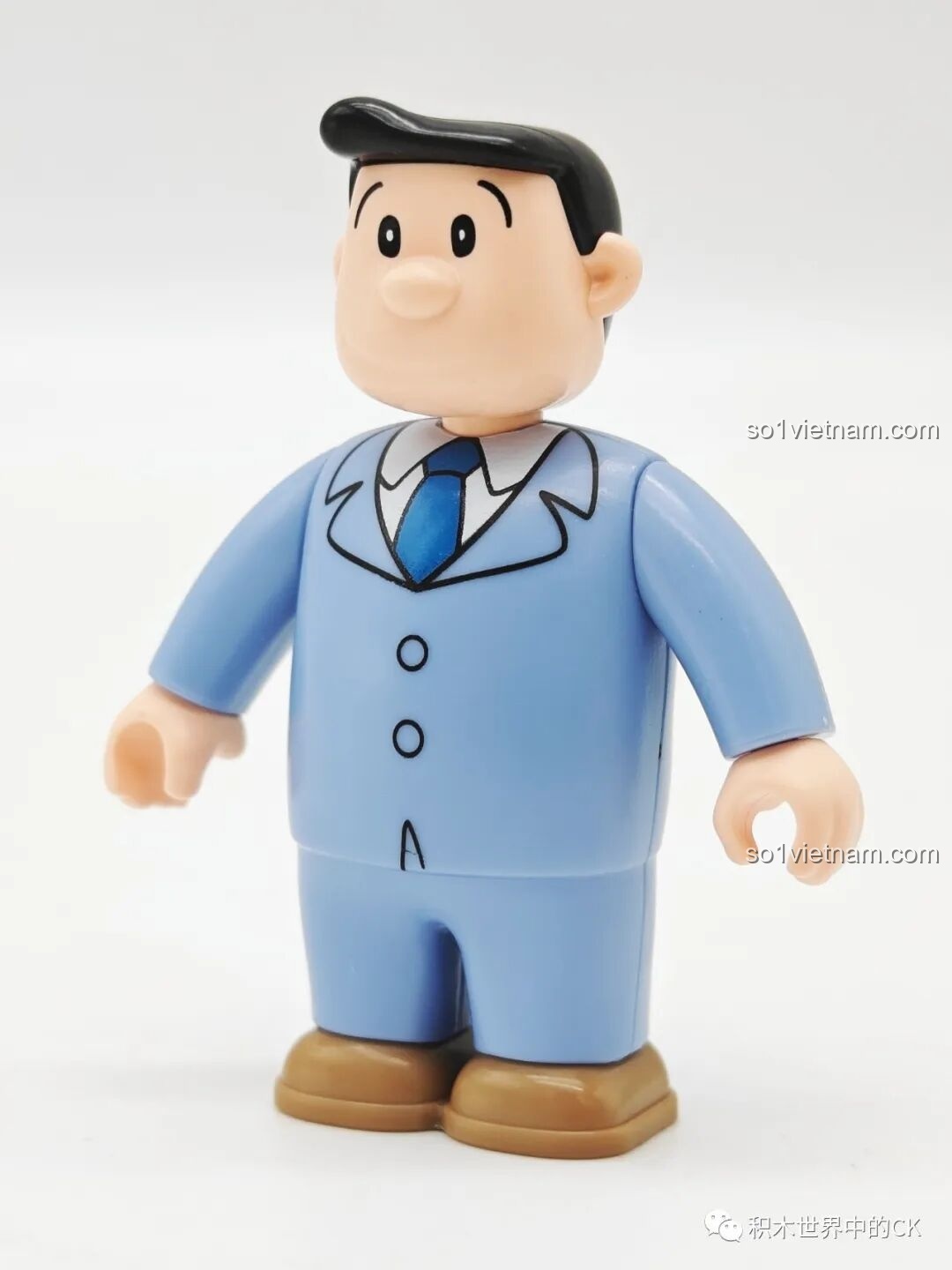 Bếp ga và bồn rửa trong khu vực bếp của bộ đồ chơi xây dựng Ngôi nhà của Doraemon và Nobita K20422.