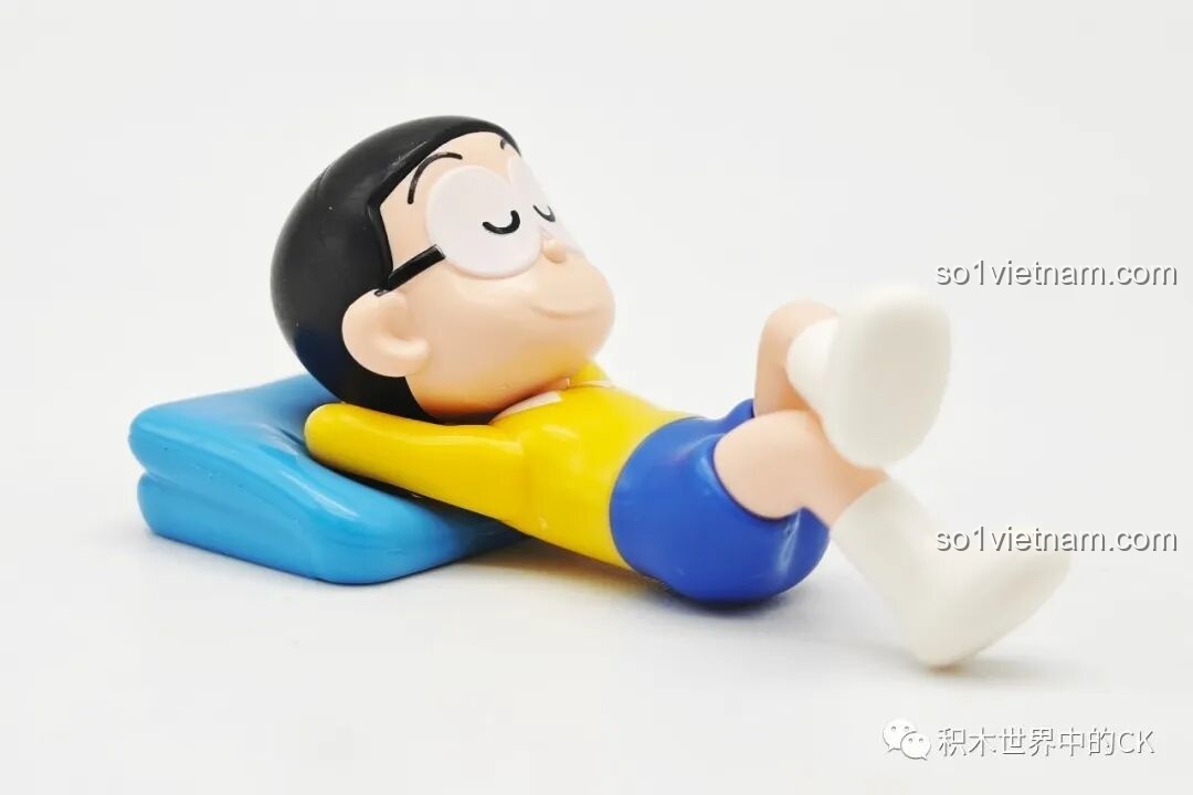 Chi tiết nội thất phòng khách của bộ xếp hình Ngôi nhà phong cách Nhật Bản của Nobita Keeppley K20422.