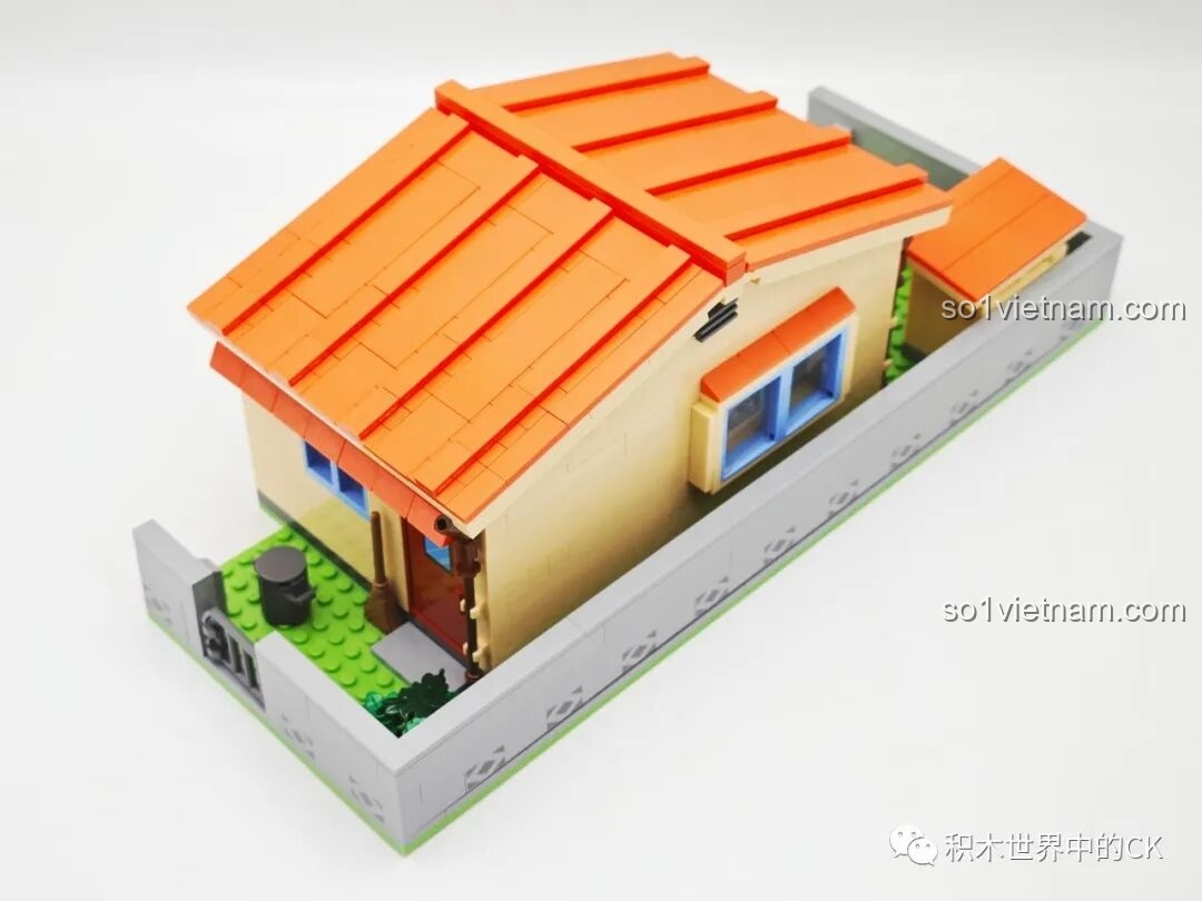 Góc nhìn từ trên xuống khu vực bếp và phòng ăn đã có mái trong bộ đồ chơi xây dựng Ngôi nhà của Doraemon và Nobita K20422.