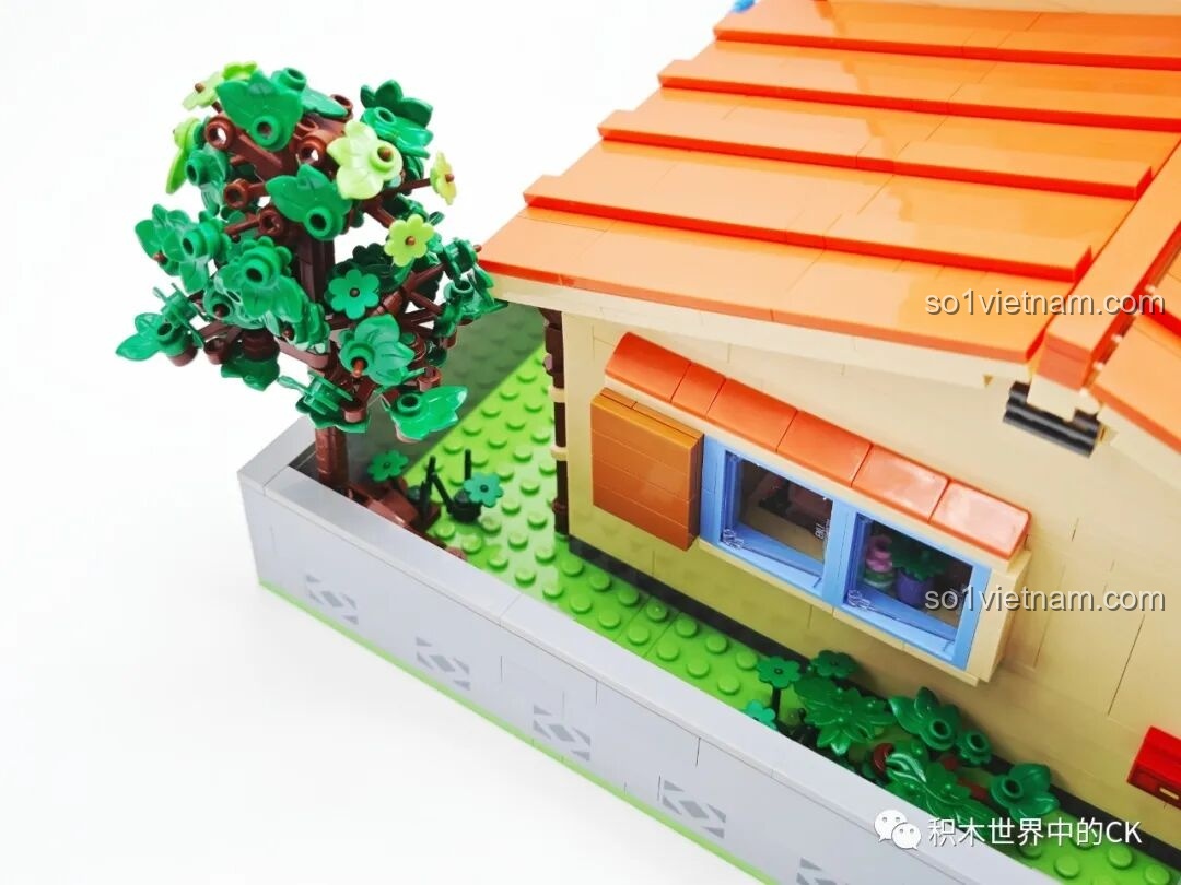 Góc nhìn khác của phòng Nobita trong bộ đồ chơi xây dựng Ngôi nhà của Doraemon và Nobita K20422.