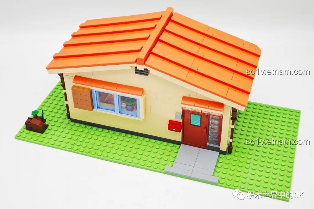Mặt trước ngôi nhà của Doraemon và Nobita K20422 Keeppley đã hoàn thiện.