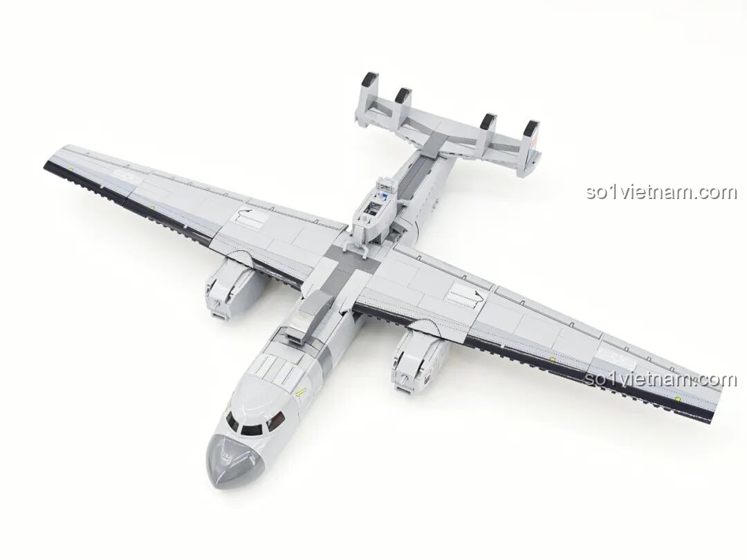 Thân và cánh máy bay cảnh báo sớm KJ-600 (23039) của Keeppley gần như hoàn thiện, sẵn sàng cho phần radar.