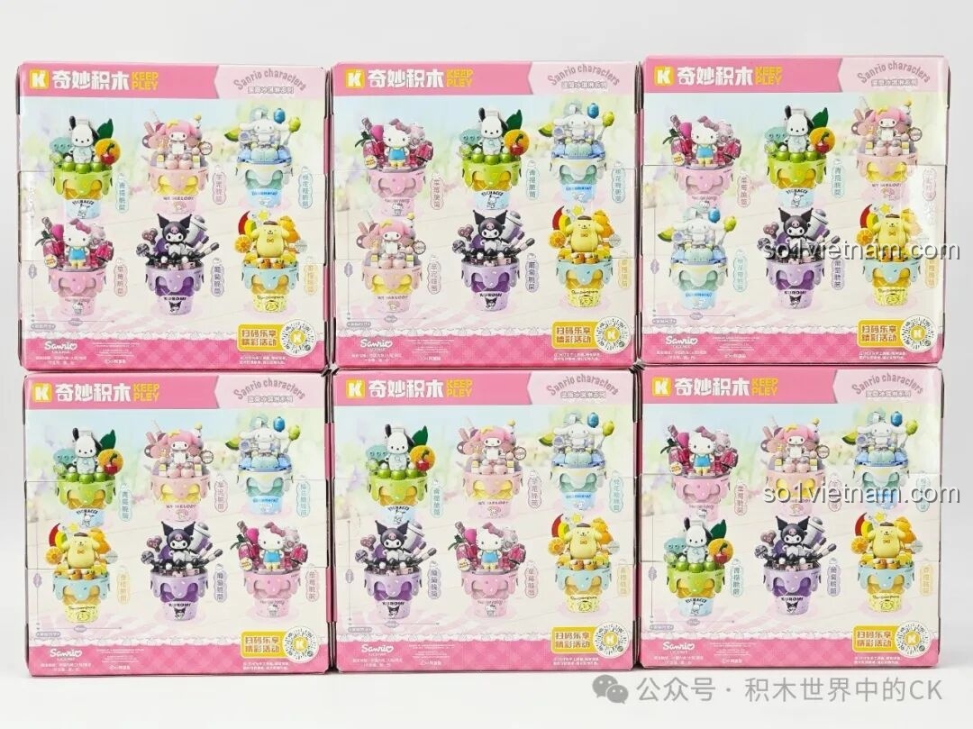Mặt sau hộp tổng thể bộ lắp ghép Kem Ốc Quế Hello Kitty K20841 và các nhân vật Sanrio khác, thể hiện các mẫu đã lắp.